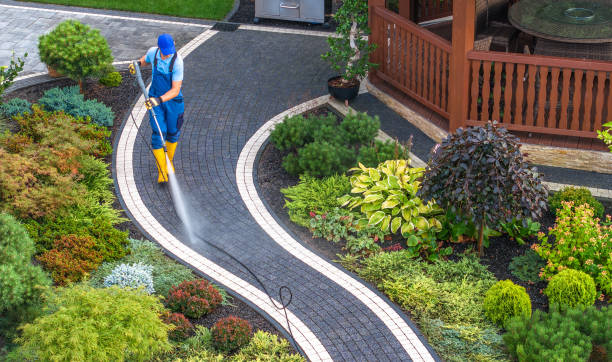 Best Garage Pressure Washing  in Ashland, CA